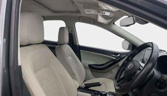 2023 Tata NEXON XZA PLUS LUXURY SUNROOF PETROL, Petrol, Automatic, 31,980 km, Right Side Front Door Cabin