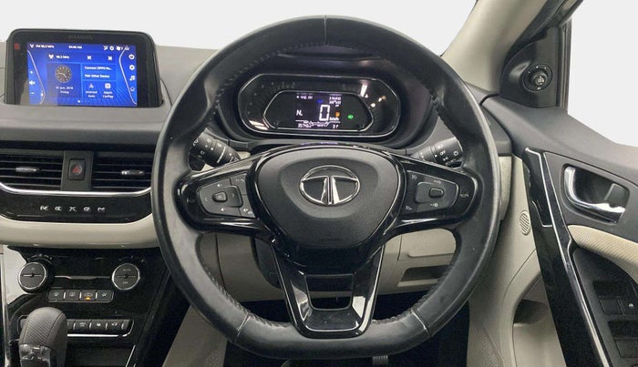 2021 Tata NEXON XZA PLUS (O) DIESEL, Diesel, Automatic, 35,732 km, Steering Wheel Close Up