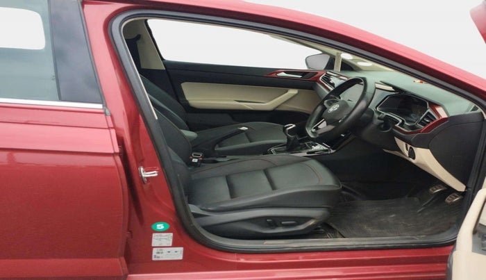 2024 Volkswagen VIRTUS  GT Plus 1.5 MT , Petrol, Manual, 30,777 km, Right Side Front Door Cabin