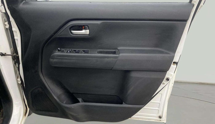 2020 Maruti New Wagon-R VXI 1.2, Petrol, Manual, 53,719 km, Driver Side Door Panels Control