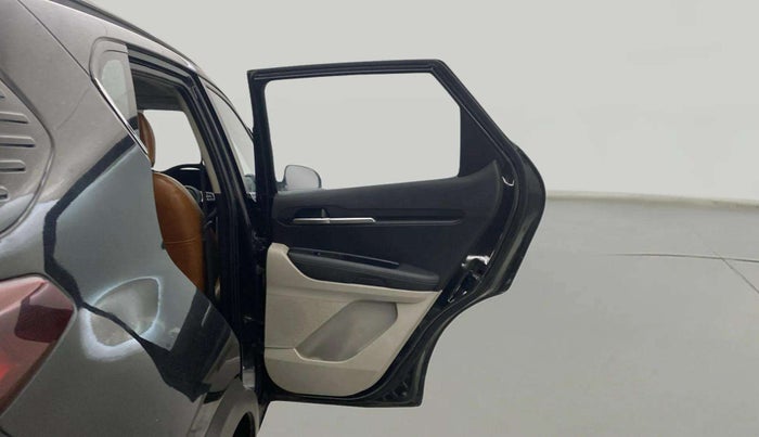 2021 KIA SONET HTX 1.0 IMT, Petrol, Manual, 57,682 km, RHS Rear Door