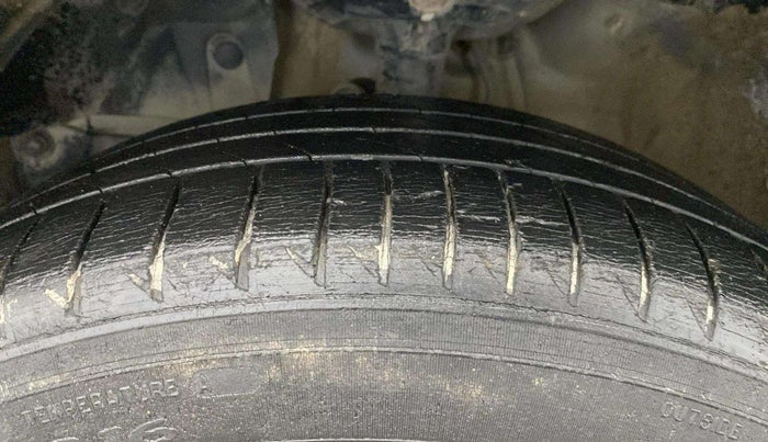2019 Honda WR-V 1.2L I-VTEC S MT, Petrol, Manual, 57,895 km, Left Front Tyre Tread