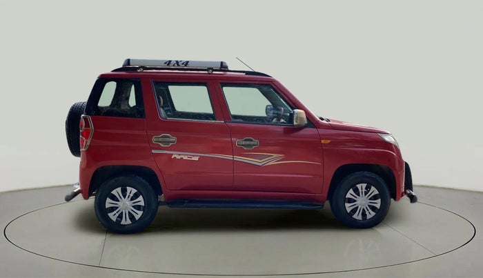 2016 Mahindra TUV300 T6, Diesel, Manual, 71,333 km, Right Side View