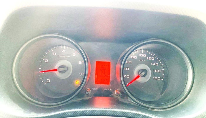 2016 Mahindra TUV300 T6, Diesel, Manual, 71,333 km, Odometer Image