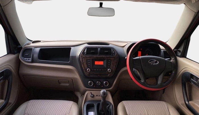 2016 Mahindra TUV300 T6, Diesel, Manual, 71,333 km, Dashboard