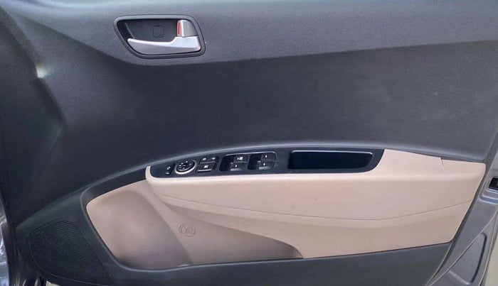 2019 Hyundai Grand i10 SPORTZ AT 1.2 KAPPA VTVT, Petrol, Automatic, 45,294 km, Driver Side Door Panels Control