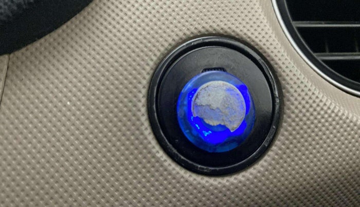2015 Hyundai Xcent SX 1.2 (O), Petrol, Manual, 1,40,947 km, Keyless Start/ Stop Button