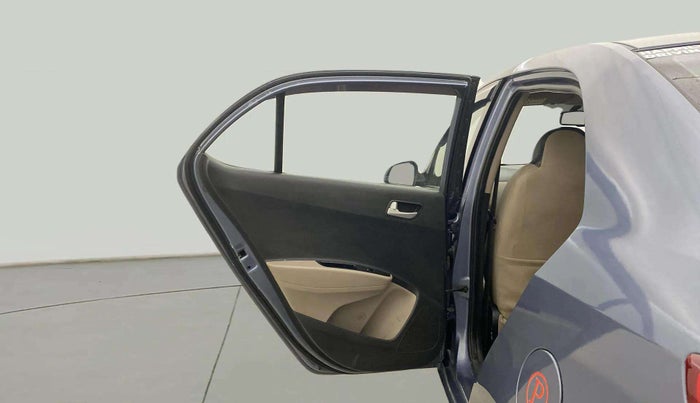 2015 Hyundai Xcent SX 1.2 (O), Petrol, Manual, 1,40,947 km, LHS Rear Door