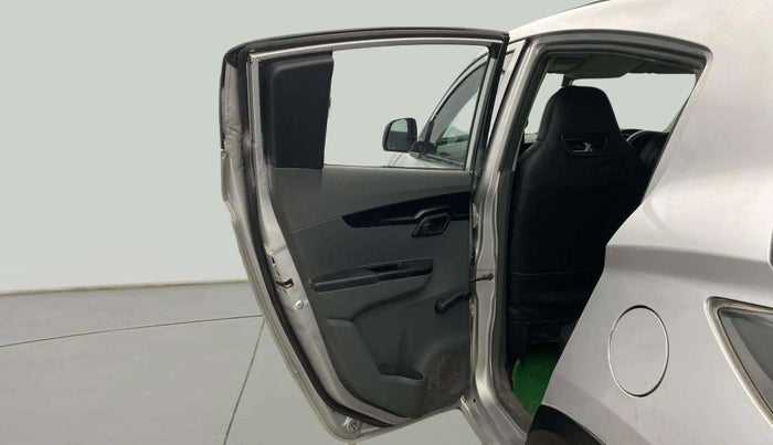 2018 Mahindra KUV 100 NXT K2+ P 6 STR, Petrol, Manual, 41,440 km, LHS Rear Door