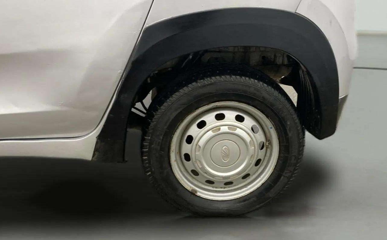 2018 Mahindra KUV 100 NXT K2+ P 6 STR, Petrol, Manual, 41,440 km, Left Rear Wheel