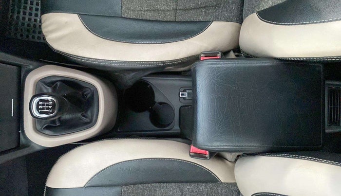 2018 Hyundai Xcent SX 1.2, CNG, Manual, 72,844 km, Gear Lever
