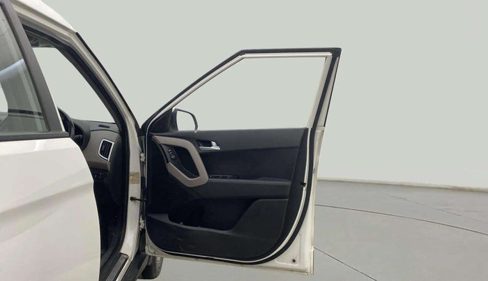 2018 Hyundai Creta SX AT 1.6 PETROL, Petrol, Automatic, 64,304 km, RHS Front Door