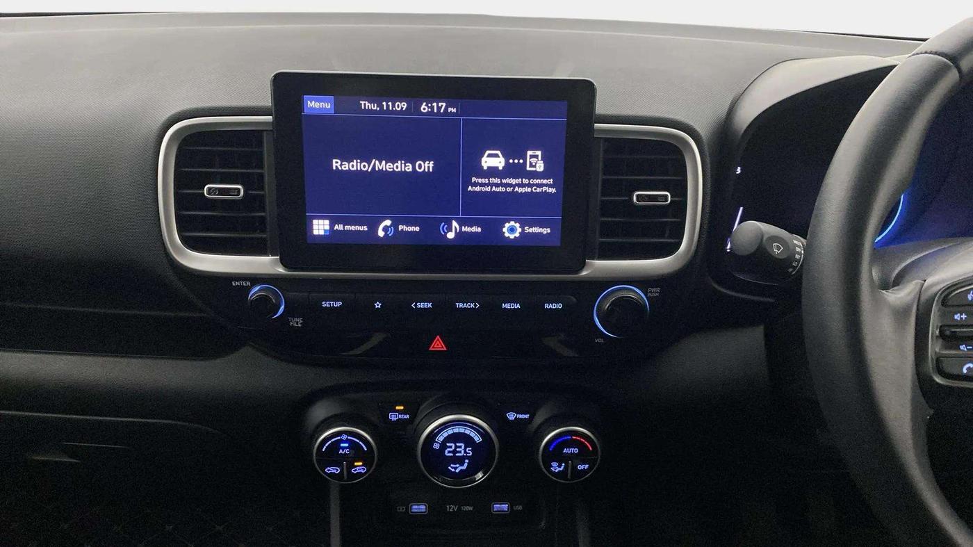 2022 Hyundai VENUE S Plus 1.2 Petrol MT, CNG, Manual, 44,423 km, Air Conditioner