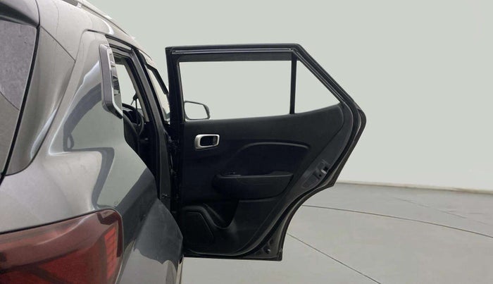 2022 Hyundai VENUE S Plus 1.2 Petrol MT, CNG, Manual, 44,423 km, RHS Rear Door