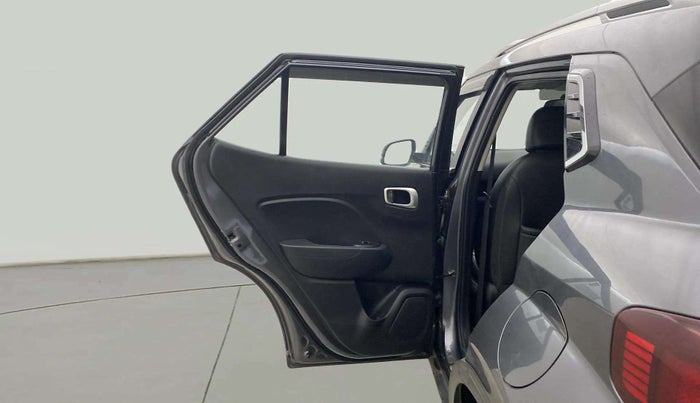 2022 Hyundai VENUE S Plus 1.2 Petrol MT, CNG, Manual, 44,423 km, LHS Rear Door
