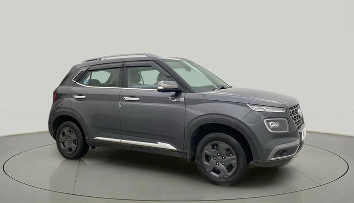 2022 Hyundai VENUE S Plus 1.2 Petrol MT, CNG, Manual, 44,423 km, Right Front Diagonal