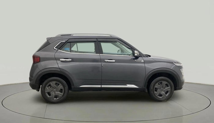 2022 Hyundai VENUE S Plus 1.2 Petrol MT, CNG, Manual, 44,423 km, Right Side View