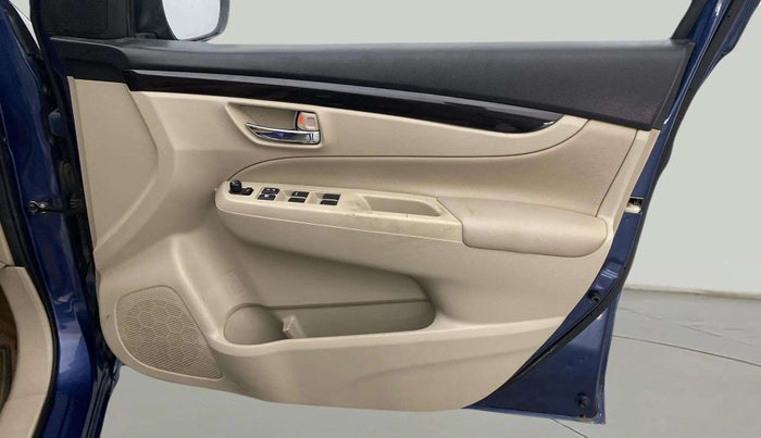 2017 Maruti Ciaz ZETA 1.4  AT PETROL, Petrol, Automatic, 64,161 km, Driver Side Door Panels Control