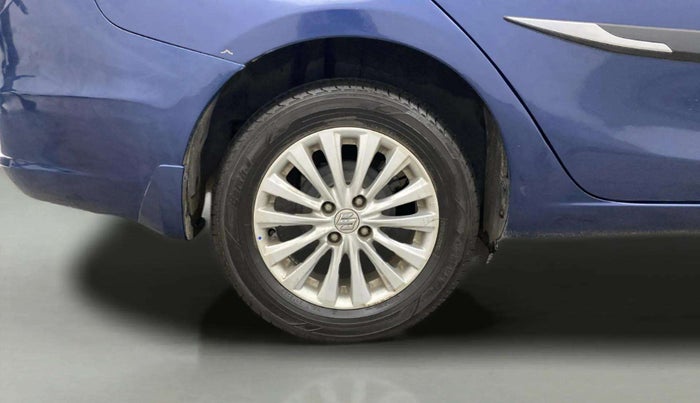 2017 Maruti Ciaz ZETA 1.4  AT PETROL, Petrol, Automatic, 64,161 km, Right Rear Wheel