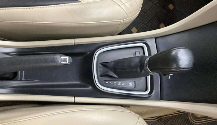 2017 Maruti Ciaz ZETA 1.4  AT PETROL, Petrol, Automatic, 64,161 km, Gear Lever
