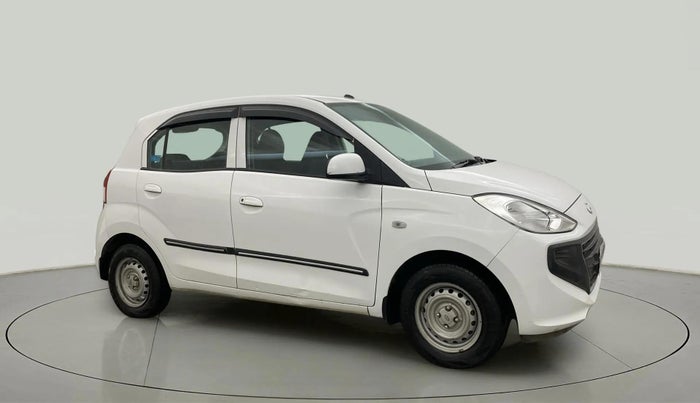 2021 Hyundai NEW SANTRO MAGNA EXECUTIVE CNG, CNG, Manual, 70,145 km, Right Front Diagonal