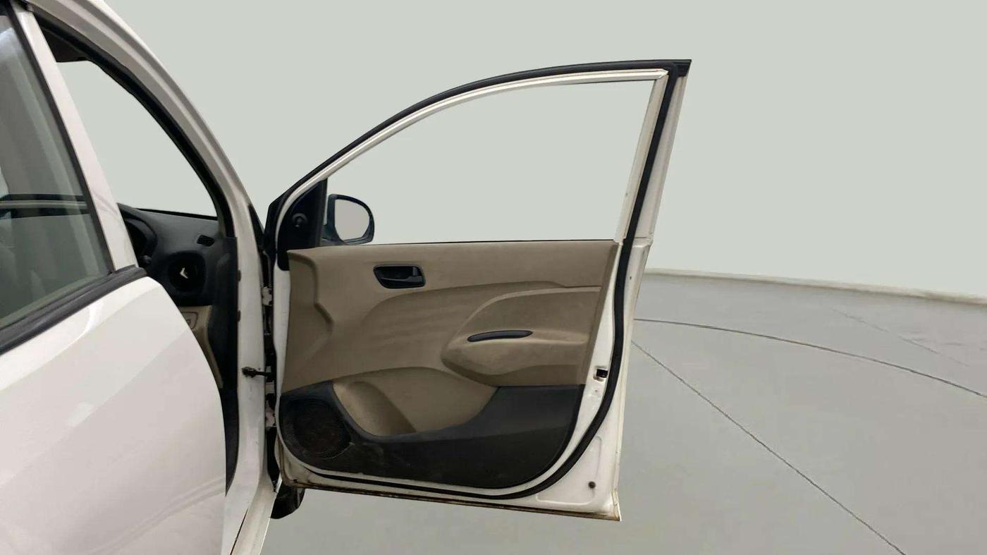2021 Hyundai NEW SANTRO MAGNA EXECUTIVE CNG, CNG, Manual, 70,145 km, RHS Front Door