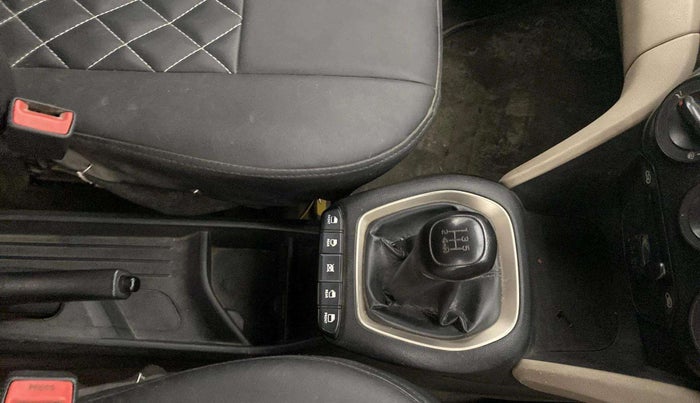 2021 Hyundai NEW SANTRO MAGNA EXECUTIVE CNG, CNG, Manual, 70,145 km, Gear Lever