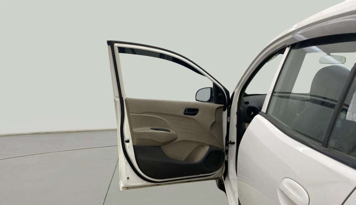 2021 Hyundai NEW SANTRO MAGNA EXECUTIVE CNG, CNG, Manual, 70,145 km, LHS Front Door