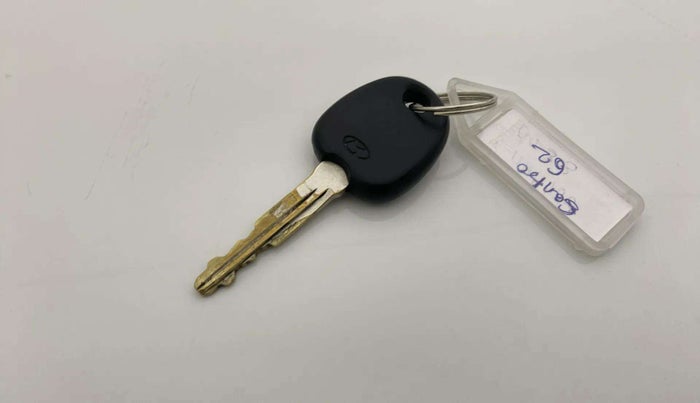 2021 Hyundai NEW SANTRO MAGNA EXECUTIVE CNG, CNG, Manual, 70,145 km, Key Close Up