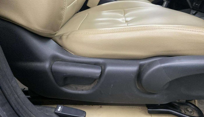 2019 Honda City 1.5L I-VTEC VX CVT, Petrol, Automatic, 27,717 km, Driver Side Adjustment Panel