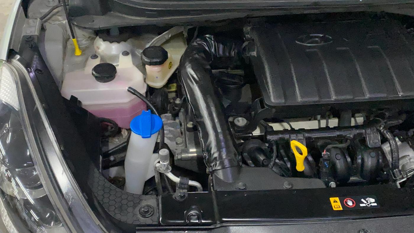 2023 Hyundai GRAND I10 NIOS SPORTZ EXECUTIVE AMT 1.2 KAPPA VTVT, Petrol, Automatic, 5,518 km, Engine View - Right