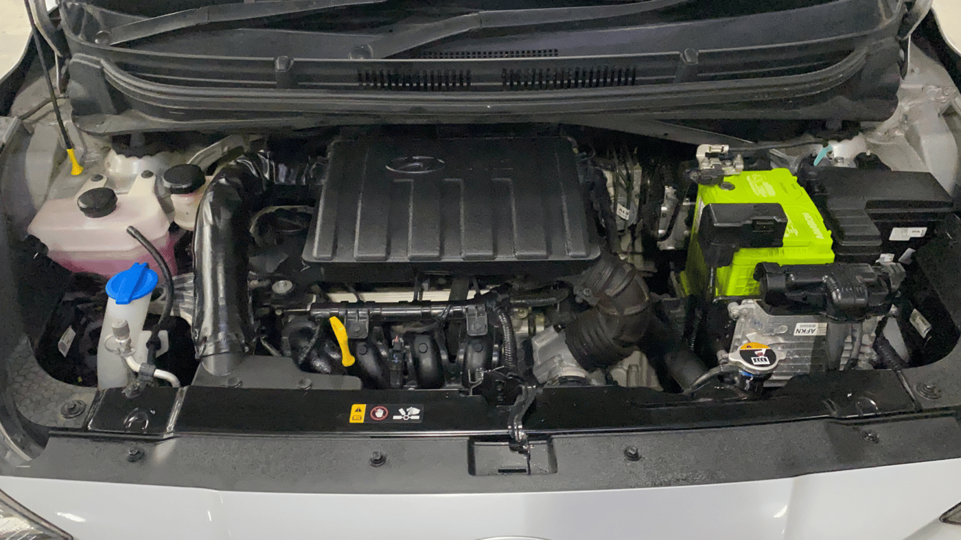 2023 Hyundai GRAND I10 NIOS SPORTZ EXECUTIVE AMT 1.2 KAPPA VTVT, Petrol, Automatic, 5,518 km, Engine View