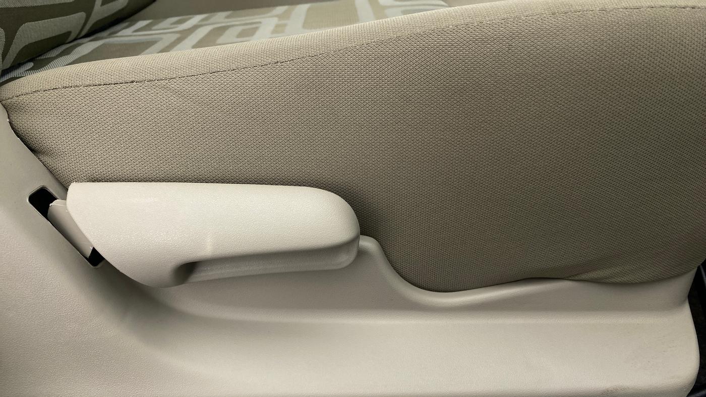 2019 Maruti Celerio VXI d, Petrol, Manual, 3,201 km, Driver Side Adjustment Panel