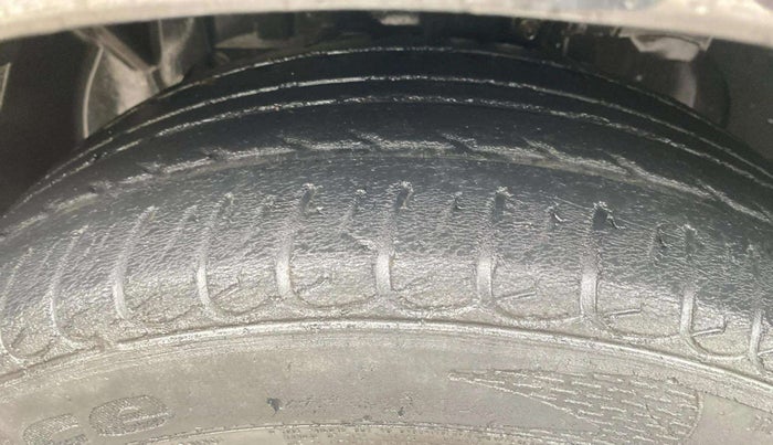 2016 Ford Ecosport TITANIUM 1.5L PETROL AT, Petrol, Automatic, 36,712 km, Left Front Tyre Tread