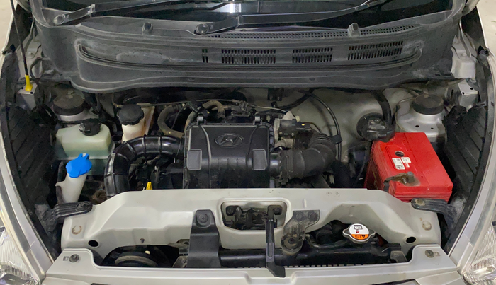 2014 Hyundai Eon MAGNA +, Petrol, Manual, 13,924 km, Engine View