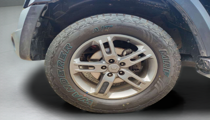 2023 Mahindra Thar LX D HT 2WD MT, Diesel, Manual, 18,705 km, Left Front Wheel