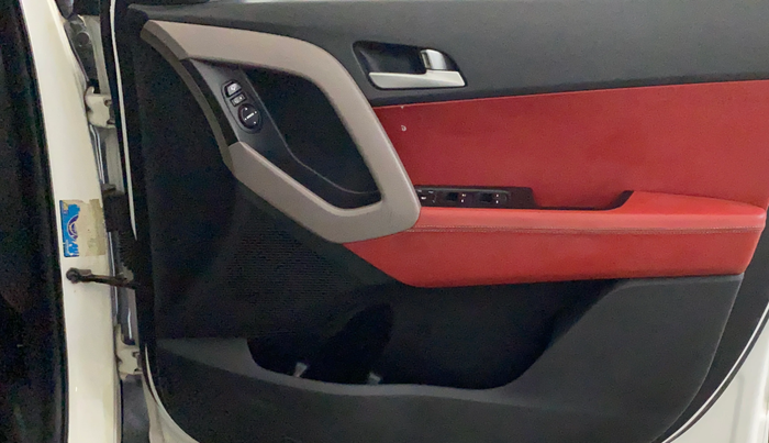 2019 Hyundai Creta SX AT 1.6 PETROL, Petrol, Automatic, 67,864 km, Driver Side Door Panels Control