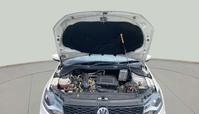 2021 Volkswagen Polo COMFORTLINE 1.0L TSI AT, Petrol, Automatic, 12,664 km, Open Bonet
