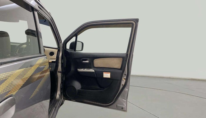 2015 Maruti Wagon R 1.0 LXI CNG, CNG, Manual, 66,468 km, RHS Front Door