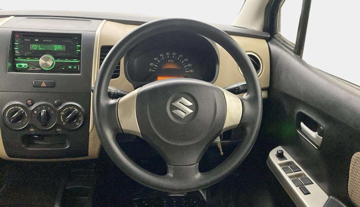 2015 Maruti Wagon R 1.0 LXI CNG, CNG, Manual, 66,468 km, Steering Wheel Close Up