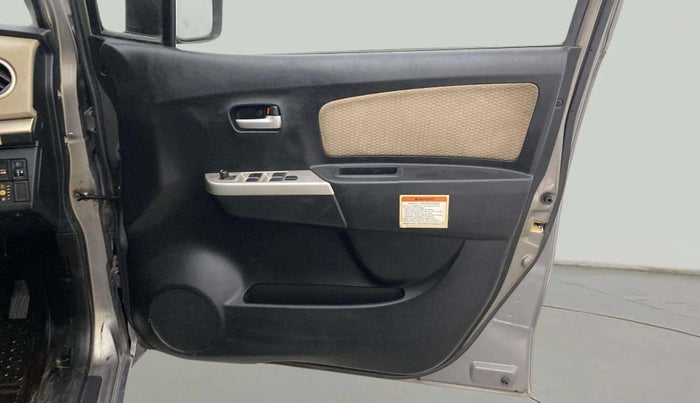 2015 Maruti Wagon R 1.0 LXI CNG, CNG, Manual, 66,468 km, Driver Side Door Panels Control