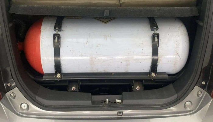 2015 Maruti Wagon R 1.0 LXI CNG, CNG, Manual, 66,468 km, Boot Inside