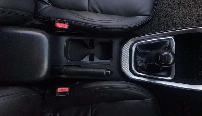 2021 KIA SONET HTK PLUS 1.2, Petrol, Manual, 67,173 km, Gear Lever