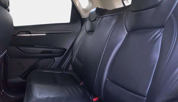 2021 KIA SONET HTK PLUS 1.2, Petrol, Manual, 67,173 km, Right Side Rear Door Cabin