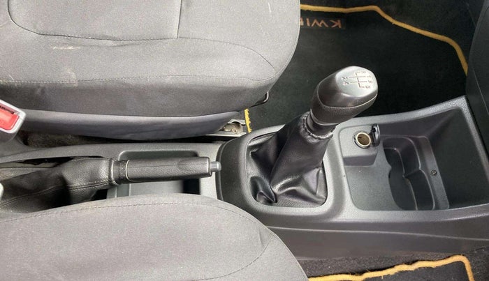 2016 Renault Kwid RXT 1.0, Petrol, Manual, 50,045 km, Gear Lever
