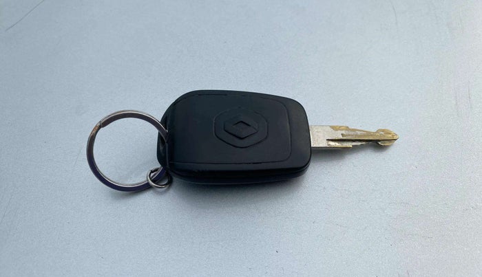 2016 Renault Kwid RXT 1.0, Petrol, Manual, 50,045 km, Key Close Up