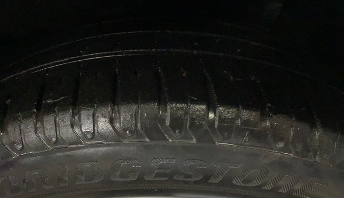 2022 Hyundai Verna SX (O)1.5 MPi, Petrol, Manual, 39,191 km, Right Front Tyre Tread