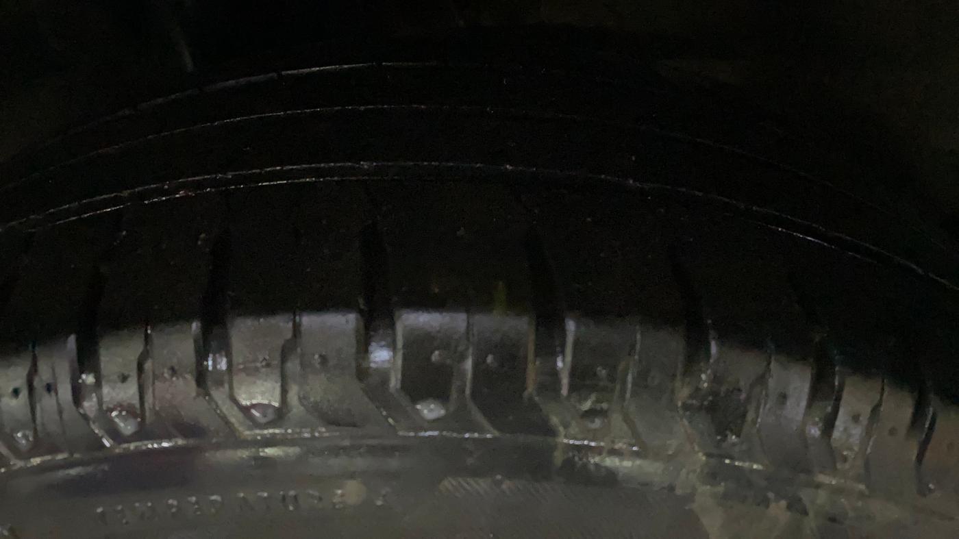 2022 Hyundai Verna SX (O)1.5 MPi, Petrol, Manual, Right Rear Tyre Tread