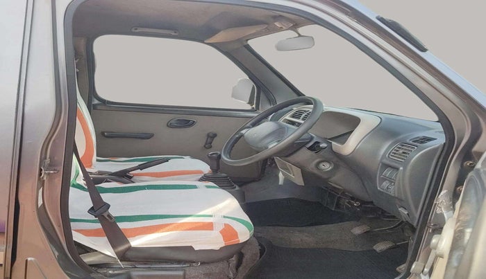 2011 Maruti Eeco 5 STR WITH A/C+HTR, Petrol, Manual, 1,16,987 km, Right Side Front Door Cabin