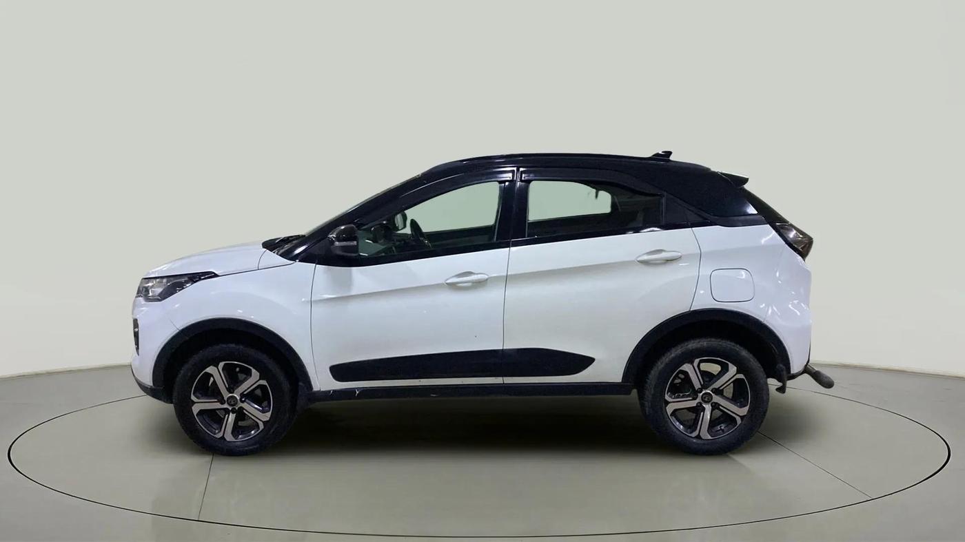 2021 Tata NEXON XZA PLUS DIESEL, Diesel, Automatic, 73,231 km, Left Side
